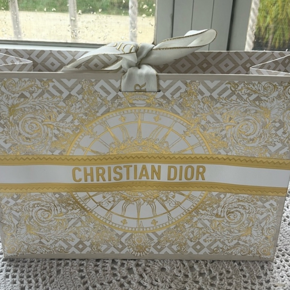 SOLD | Upcycled Paper Shopping Bag Gift Set - Picture 16 of 16